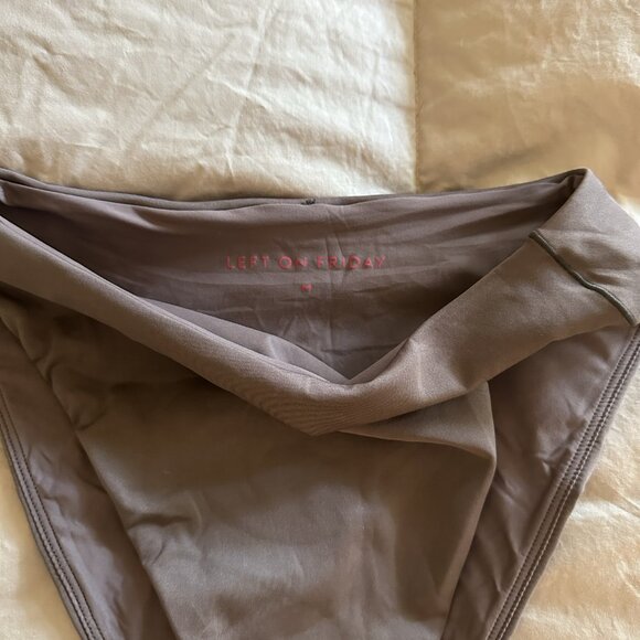 Left on Friday Throwback Bottom Stormy (Deep Taupe) - Size M - Picture 3 of 4